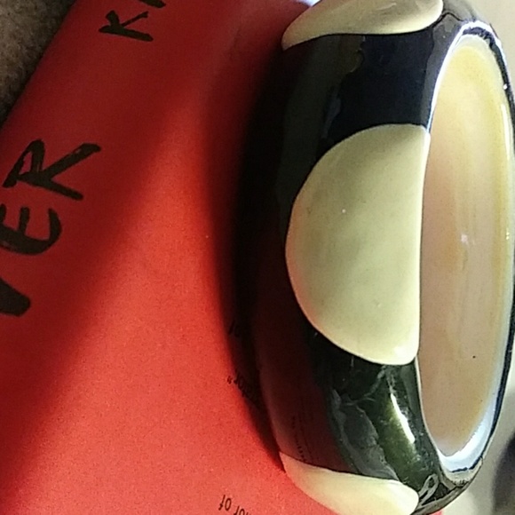 Bangle - Picture 2 of 3